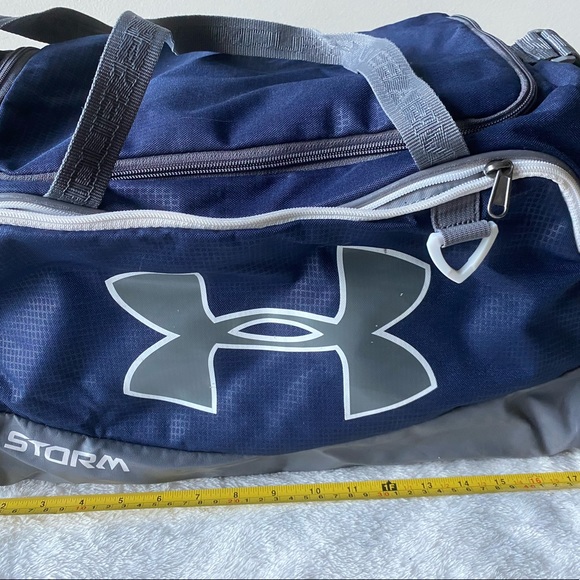 Underarmour Duffle Bag - Picture 7 of 8